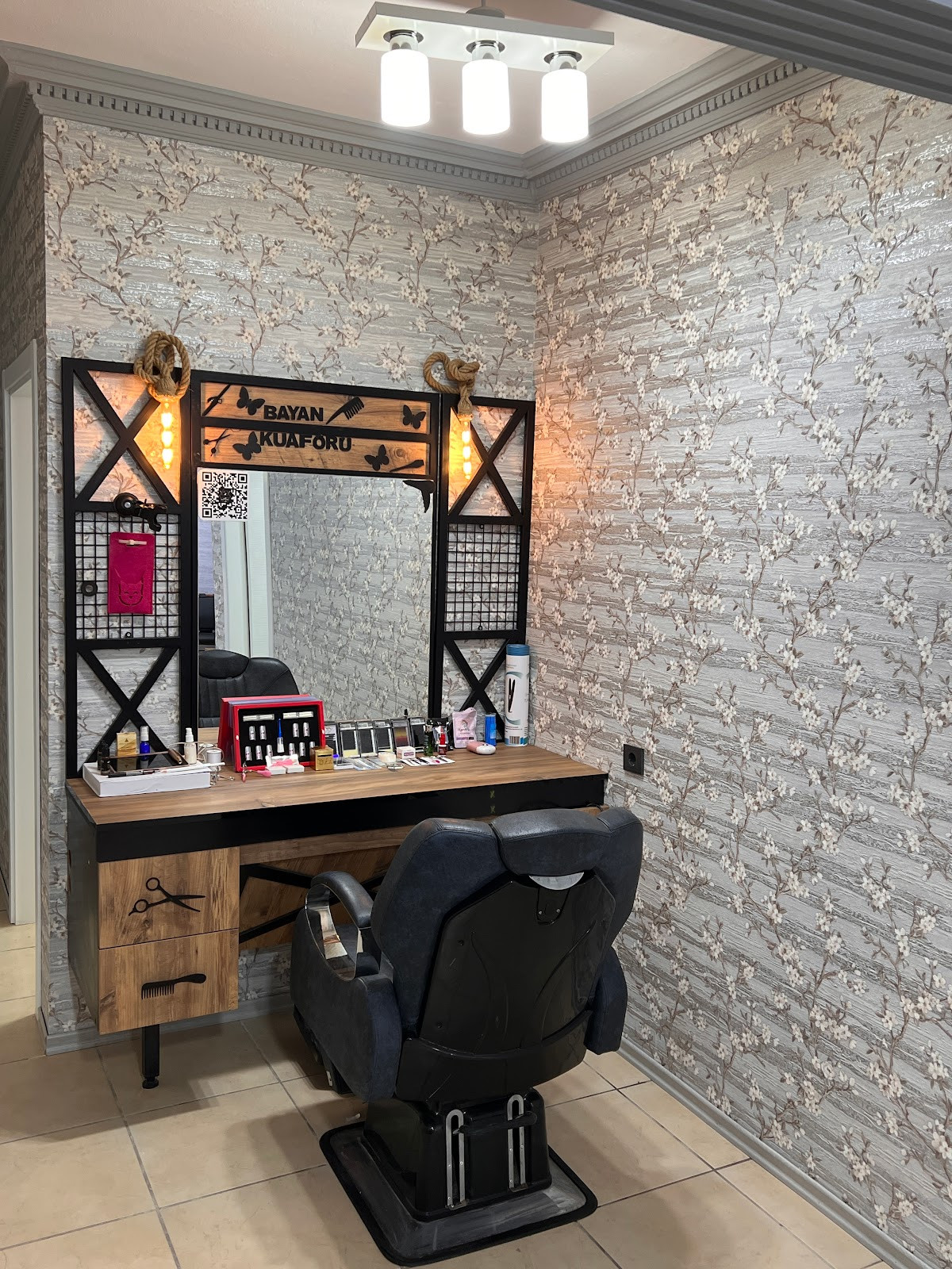 Kelebek etkisi güzellik merkezi Bayan kuaförü Erkek kuaförü – Fotoğraf 6