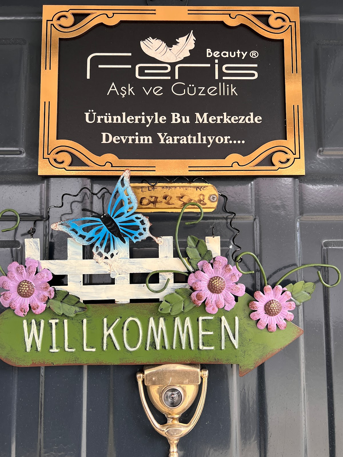 Kelebek etkisi güzellik merkezi Bayan kuaförü Erkek kuaförü – Fotoğraf 5