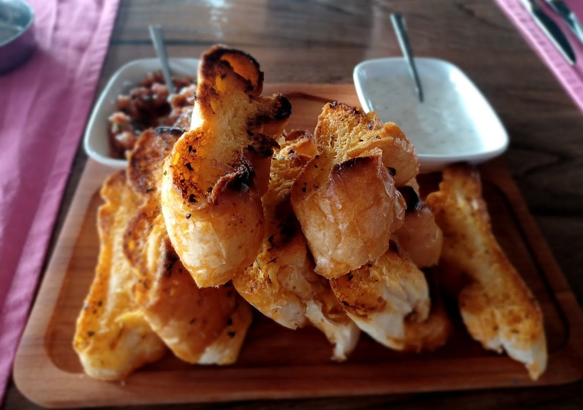 KING’S RESTAURANT & DANCE BAR – Fotoğraf 2