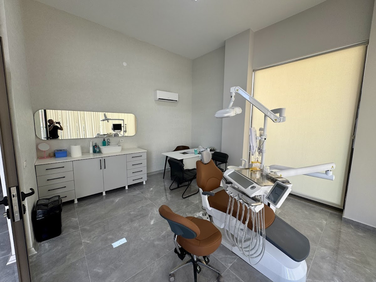 MANAVGAT DİŞ HEKİMİ UĞURCAN İYİOL (U-DENT) – Fotoğraf 1