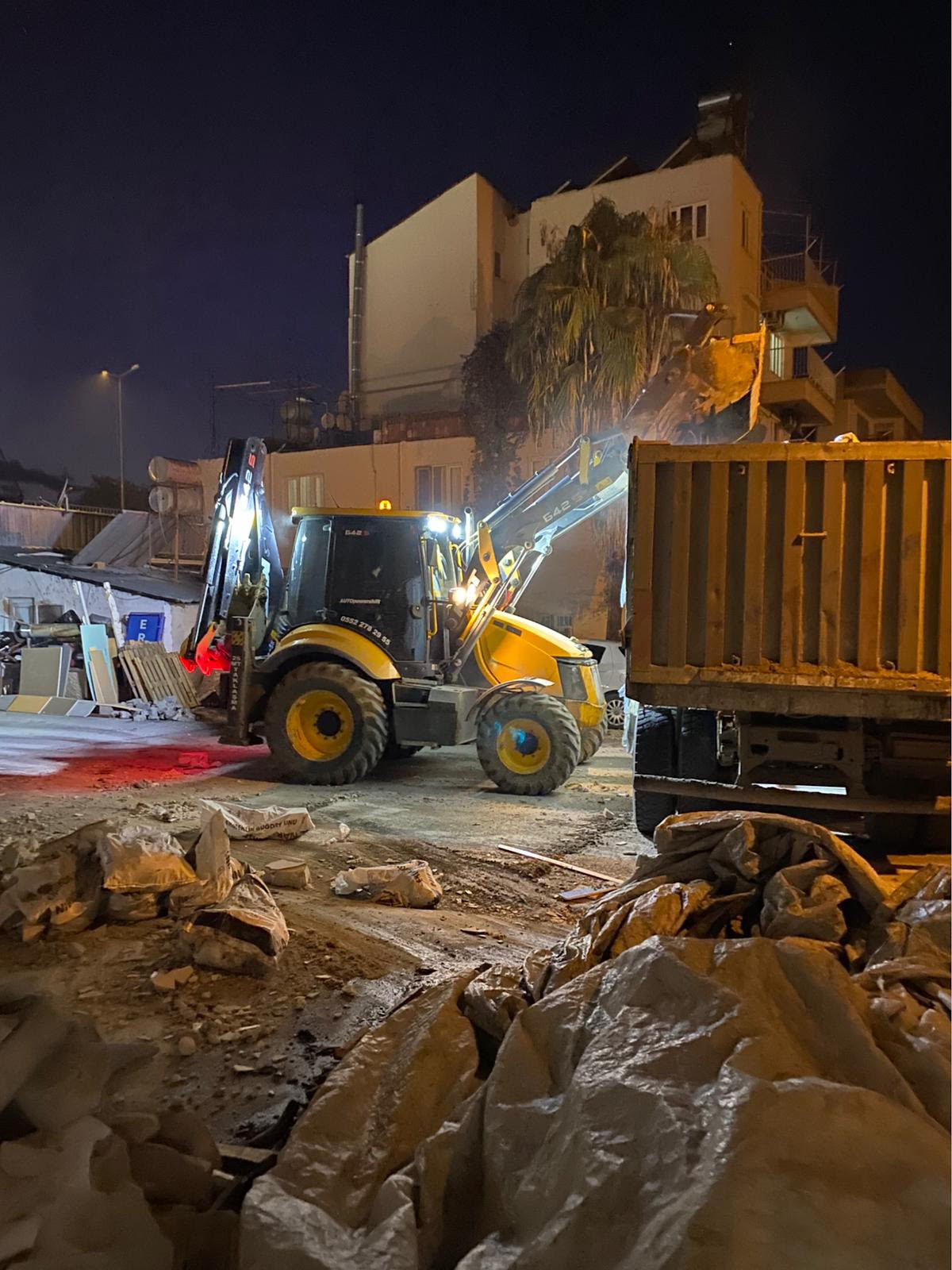 Manavgat Hafriyat Forklift Kepçe Kiralama – Fotoğraf 5