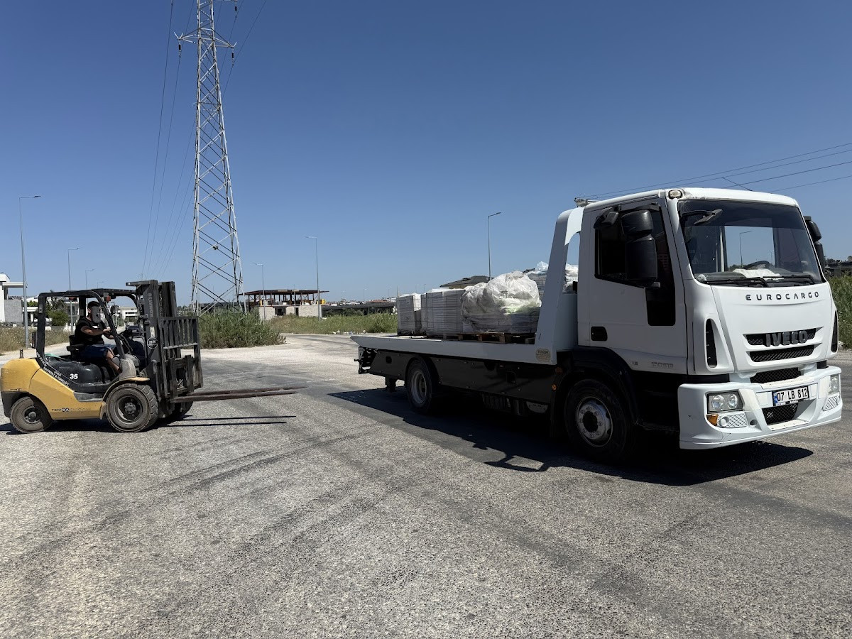 Manavgat Hafriyat Forklift Kepçe Kiralama – Fotoğraf 4