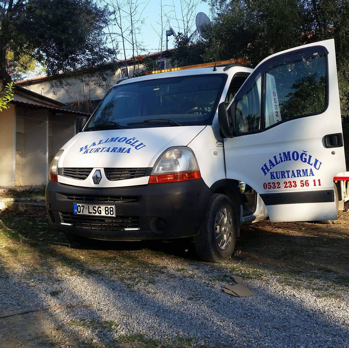 Manavgat Halimoğlu Oto Kurtarma ve Yol Yardım – Fotoğraf 1