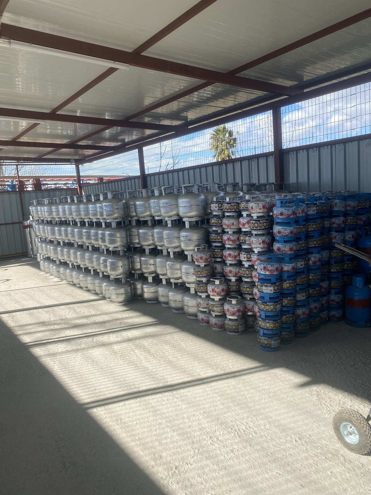 MANAVGAT KARDEŞLER TÜP KONGAZ BAYİ – Fotoğraf 3