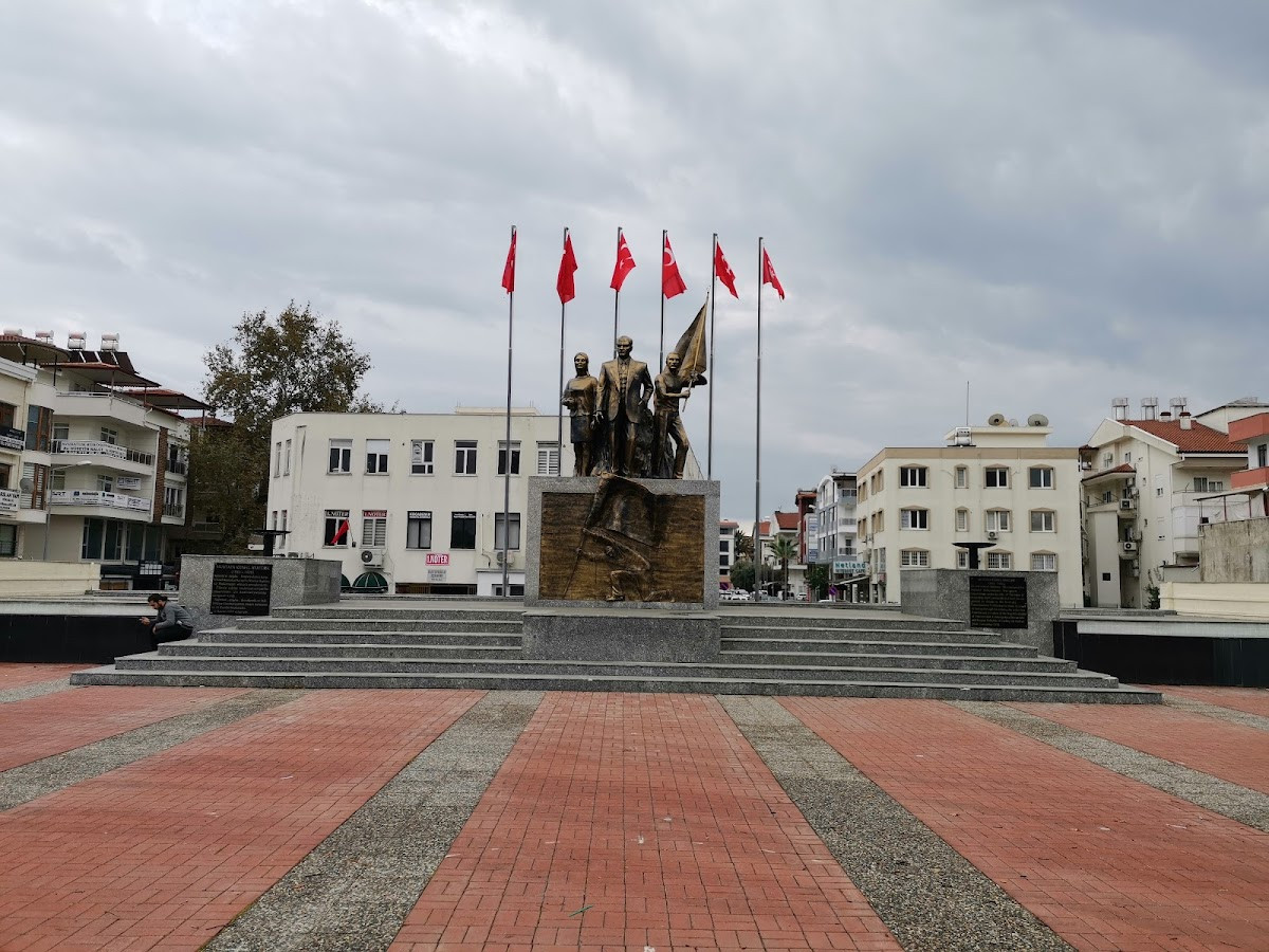 Manavgat Kent Meydanı – Fotoğraf 2