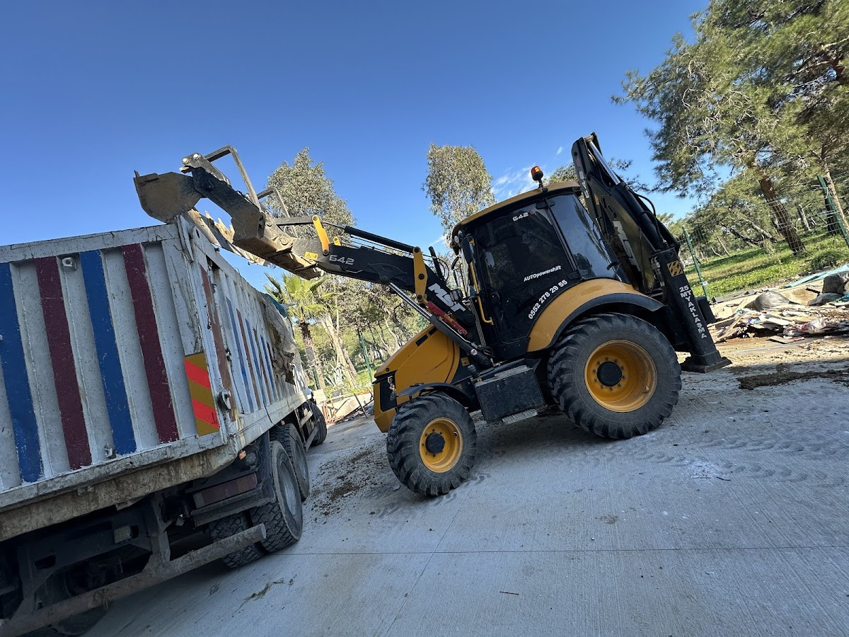 Manavgat Uyar Hafriyat ve Forklift – Fotoğraf 7