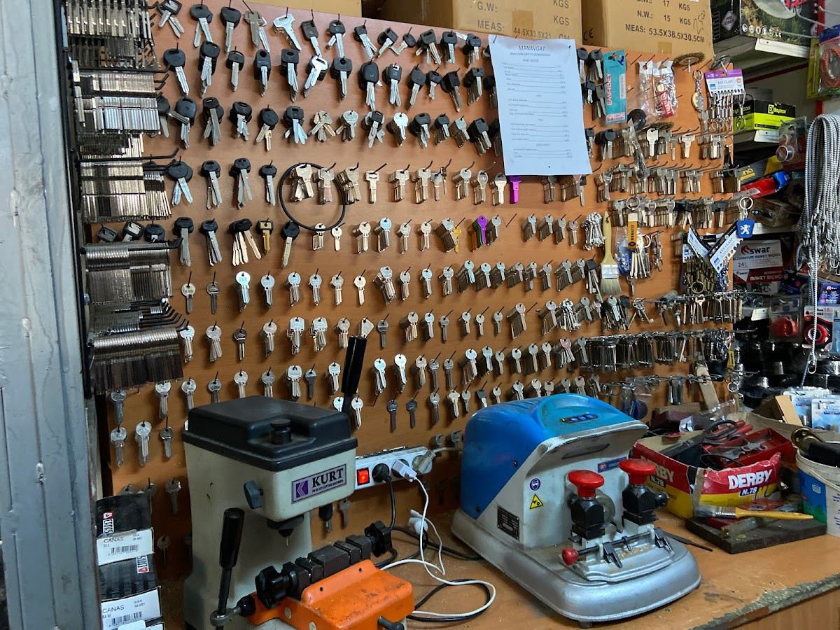 Manavgat Yatağan bıçakçısı Hırdavat & Çilinğir Hizmeti – Fotoğraf 5