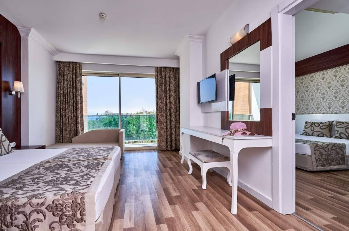 Maya World Side – Fotoğraf 2