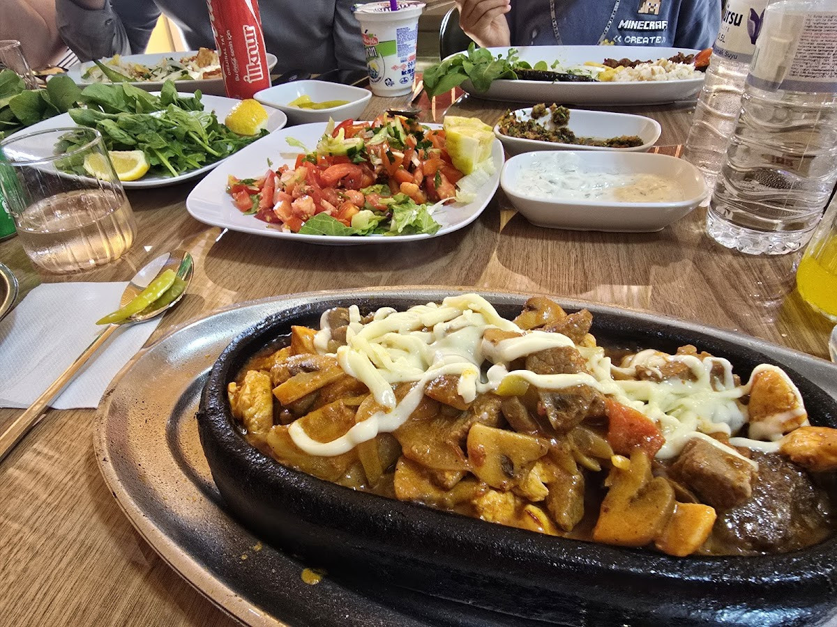 Meşhur49 Pide Kebap Salonu – Fotoğraf 10