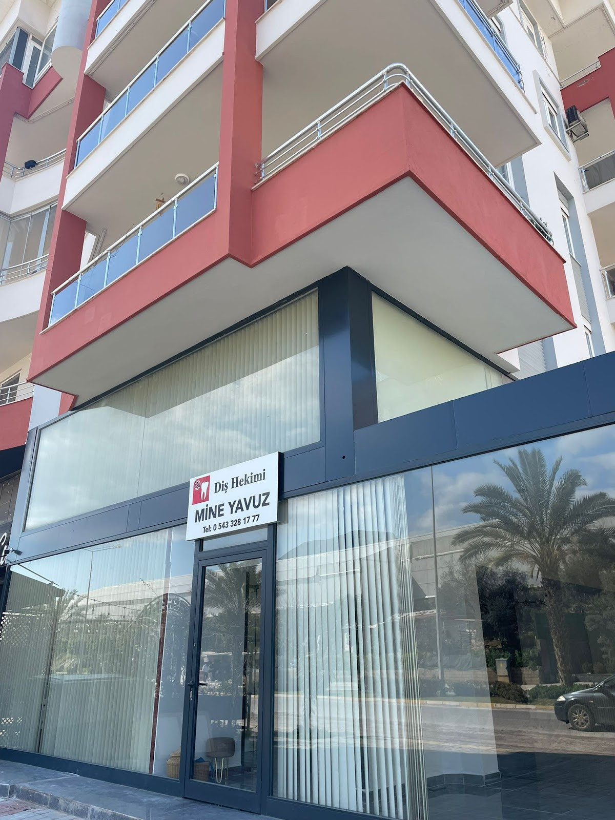 Mine YAVUZ Diş Kliniği – Fotoğraf 3