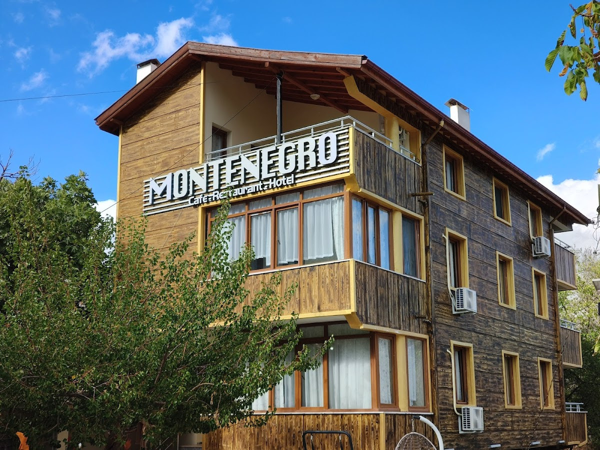 Montenegro Restaurant & Butik Hotel – Fotoğraf 4