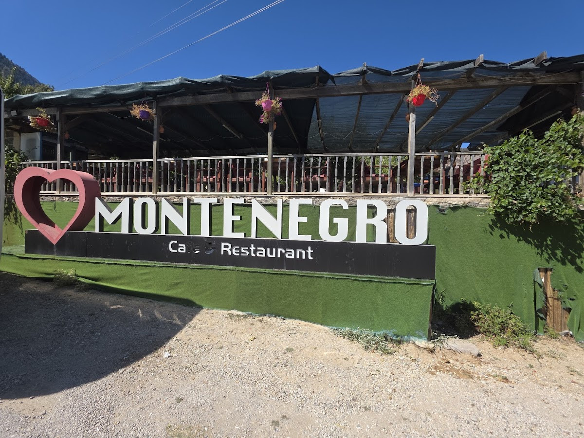 Montenegro Restaurant & Butik Hotel – Fotoğraf 3