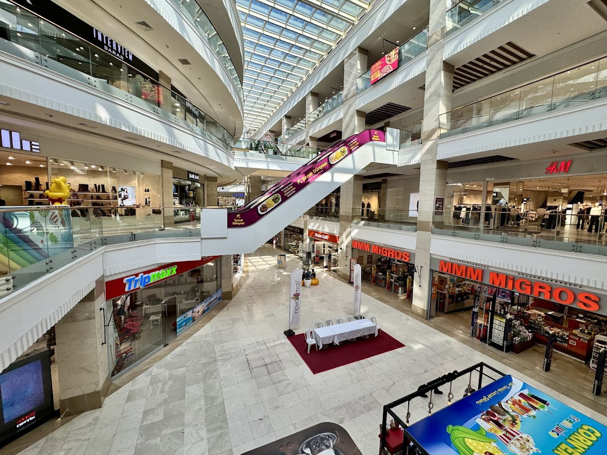 Novamall Alışveriş Merkezi – Fotoğraf 9