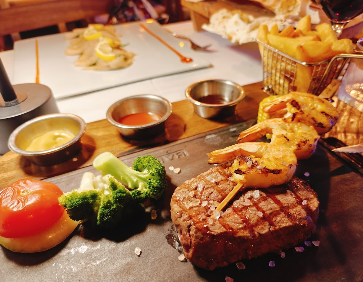 Old Town Steakhouse – Fotoğraf 5