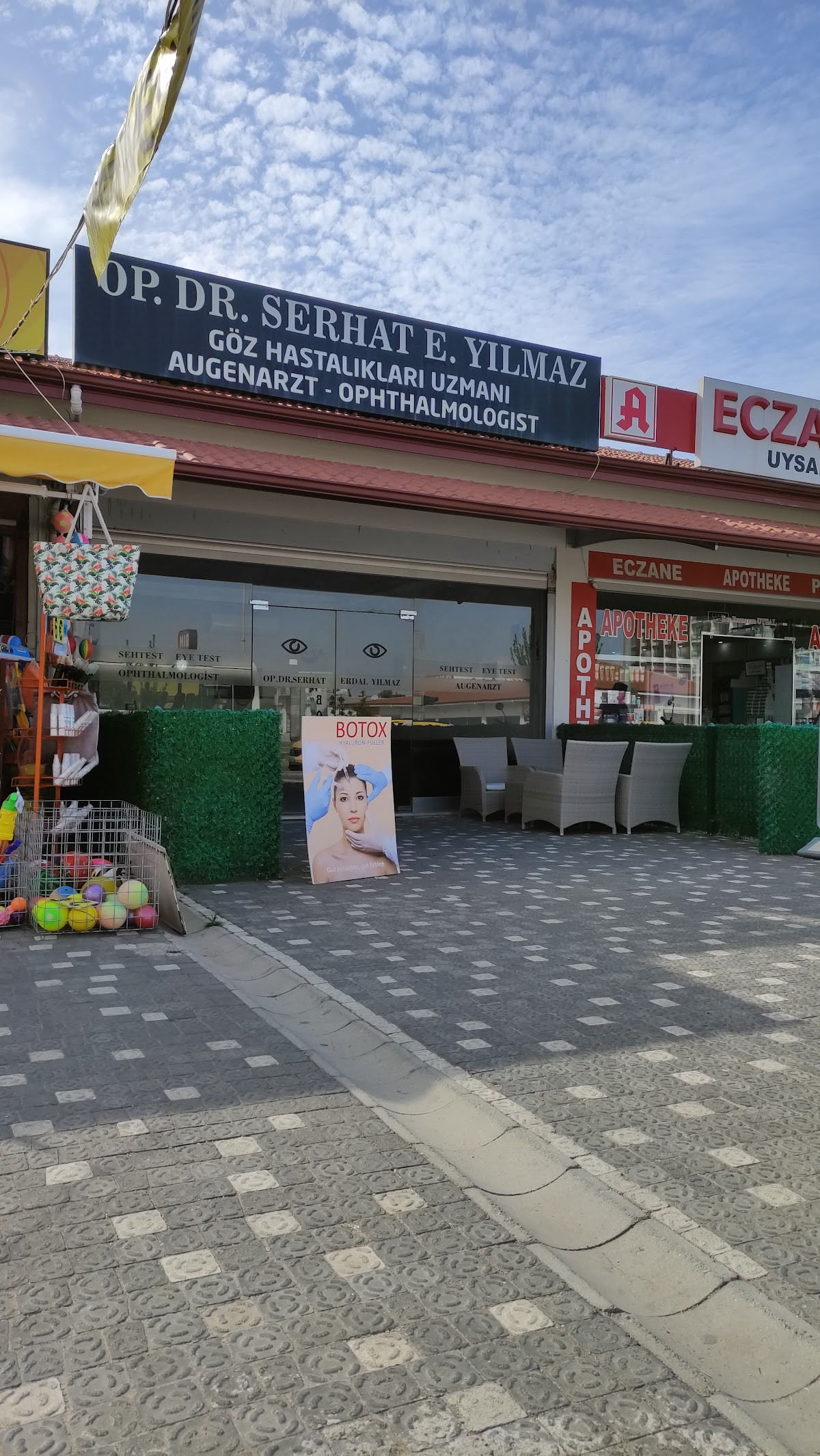 Op. Dr. Serhat E. Yılmaz /Göz Doktoru -Augenarzt -Ophthalmologist – Fotoğraf 5