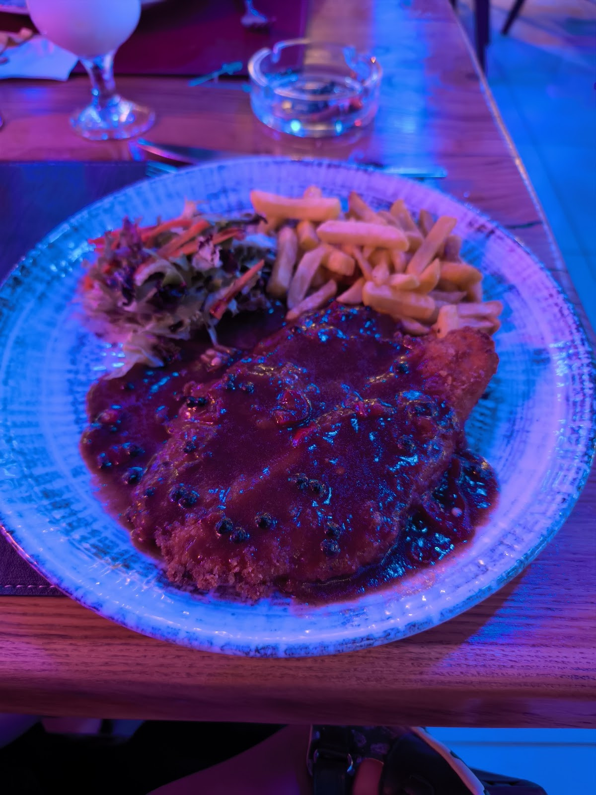 Ötzi’s Bar Restaurant – Fotoğraf 7