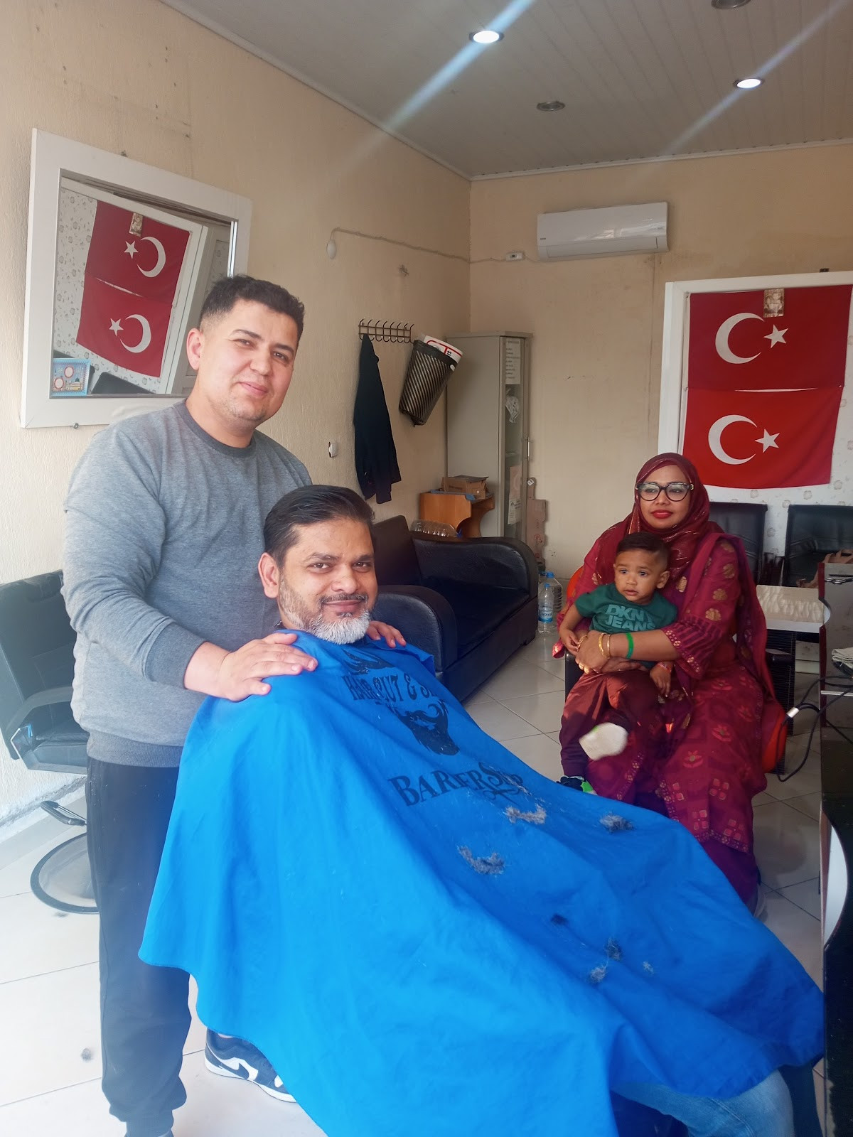 Özgür erkek kuaförü – Fotoğraf 3