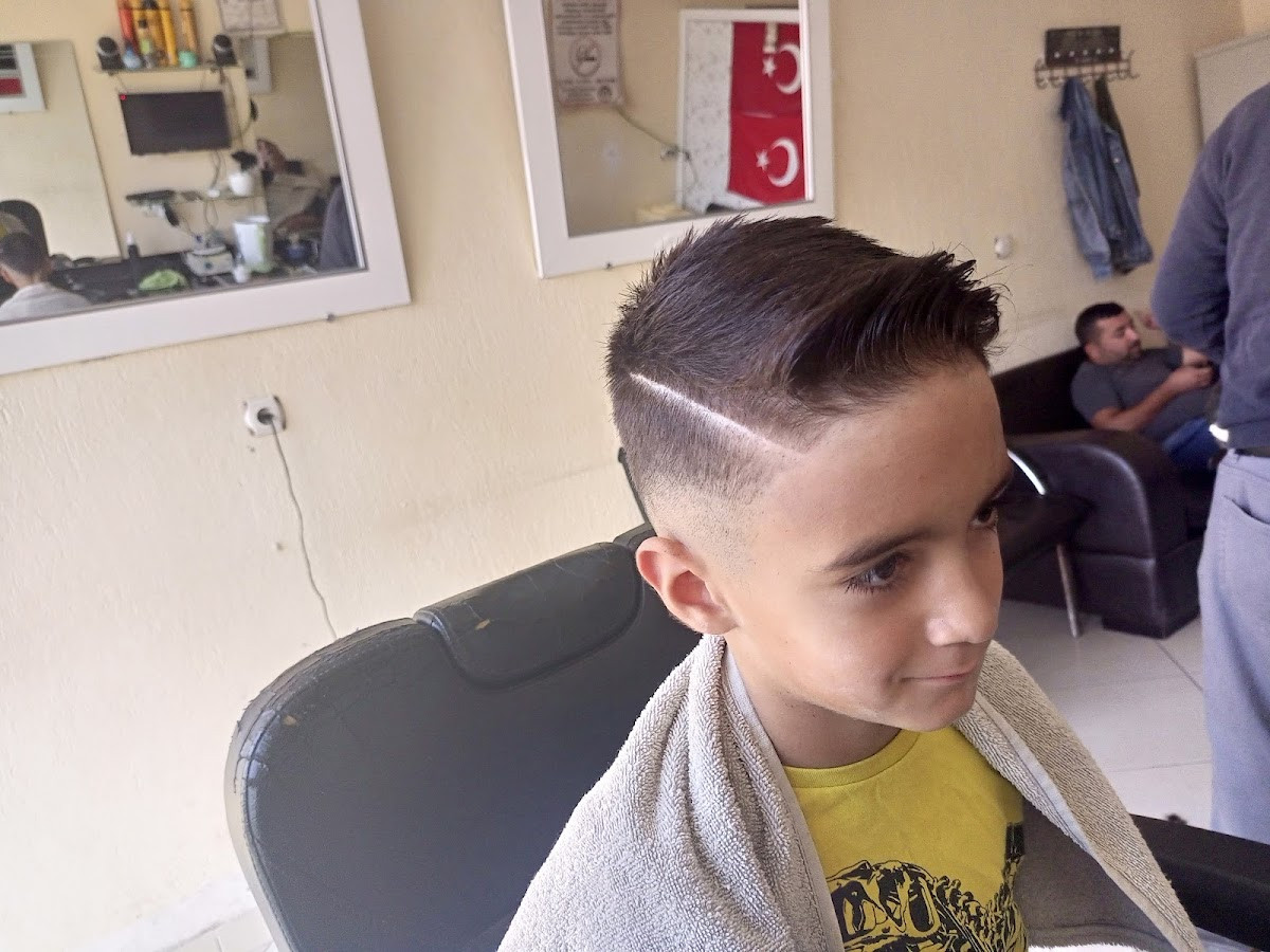 Özgür erkek kuaförü – Fotoğraf 6