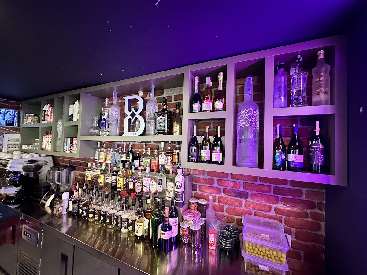 Palm Restaurant – Fotoğraf 1