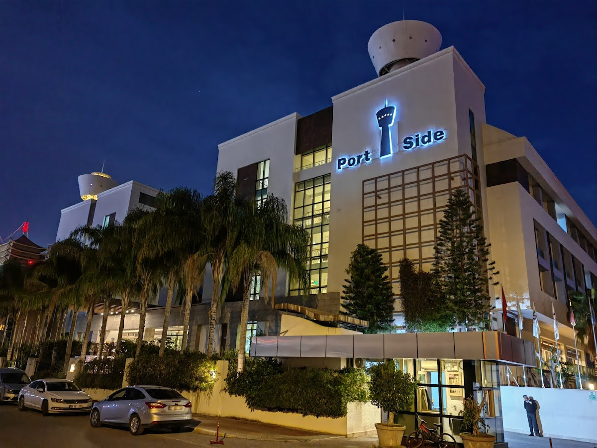 Port Side Resort Hotel – Fotoğraf 7