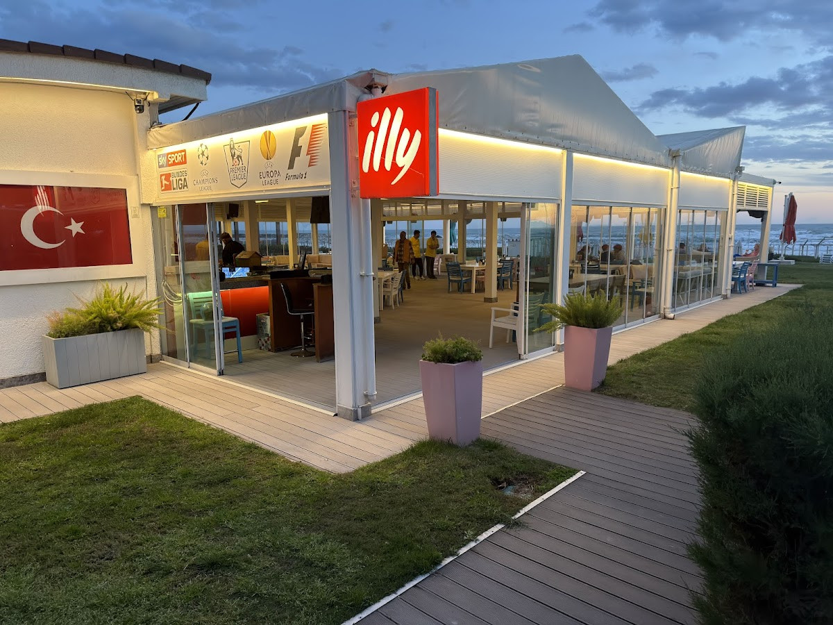 Q Beach Restaurant & Lounge – Fotoğraf 2