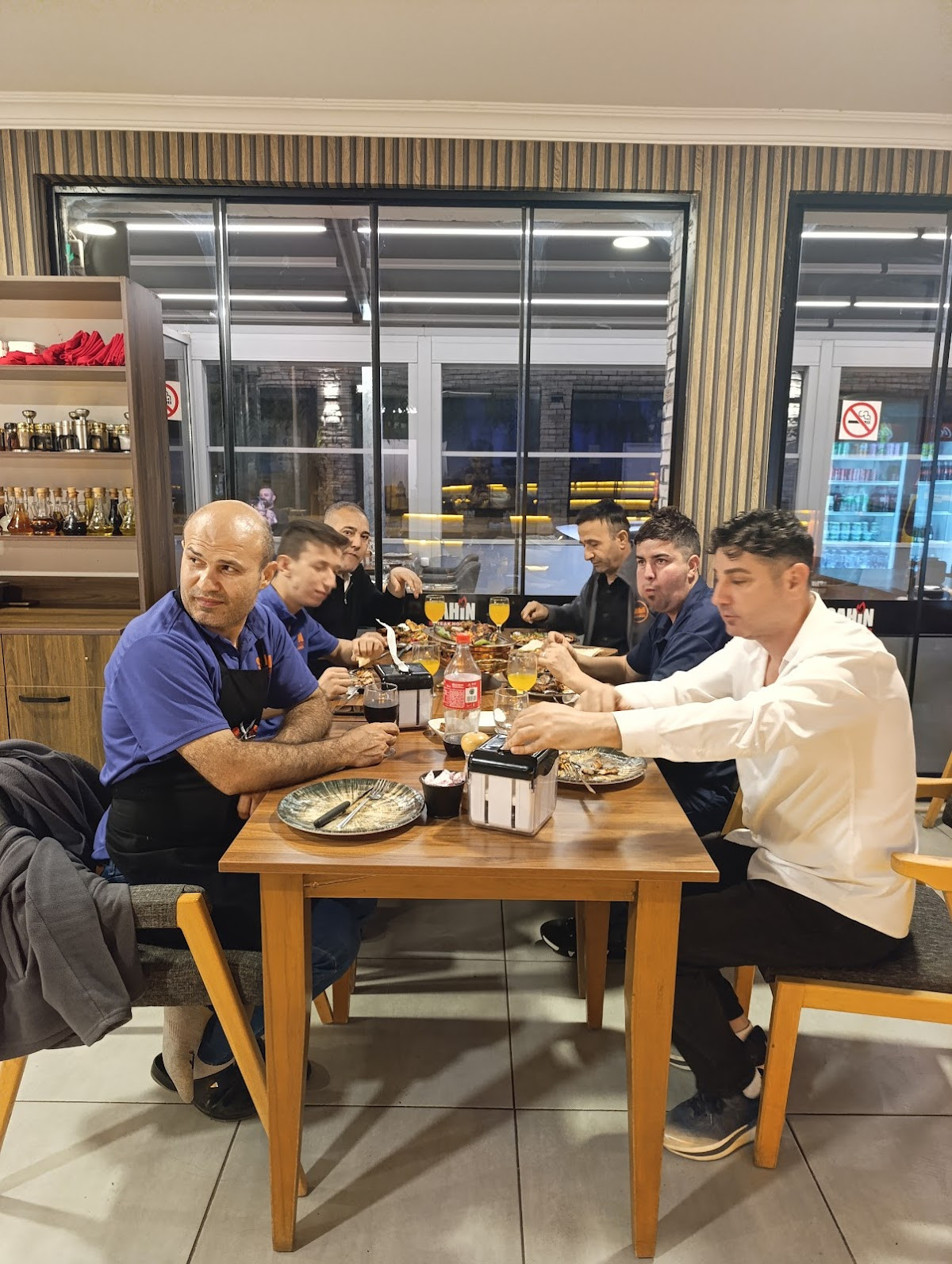 Şahin Et Mangal Steak House EVRENSEKİ – Fotoğraf 5