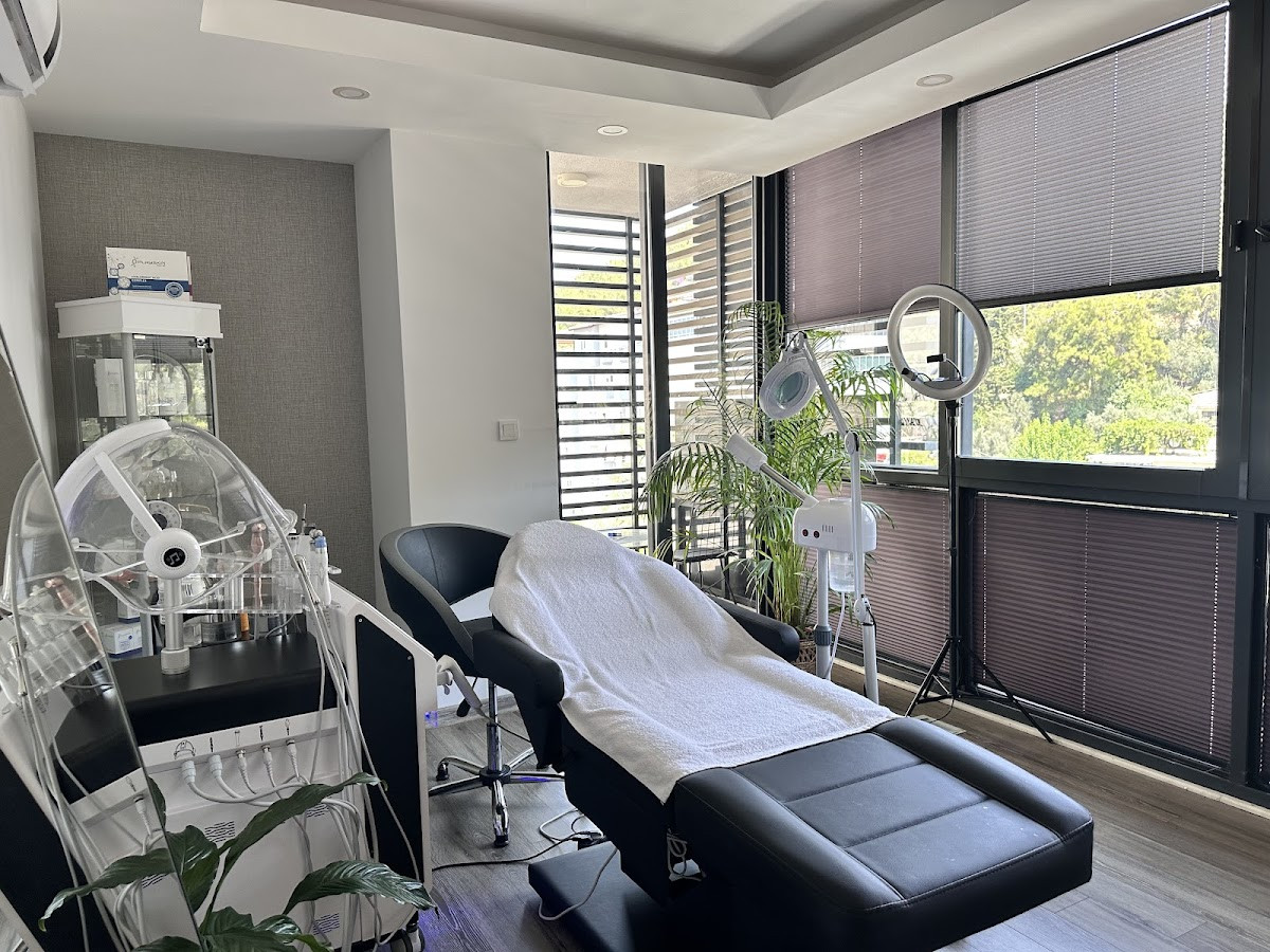 Sanem Saraçoğlu Beauty Studio