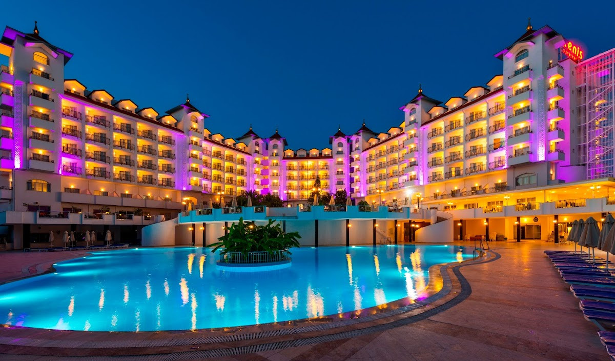 Serenis Hotel – Fotoğraf 1