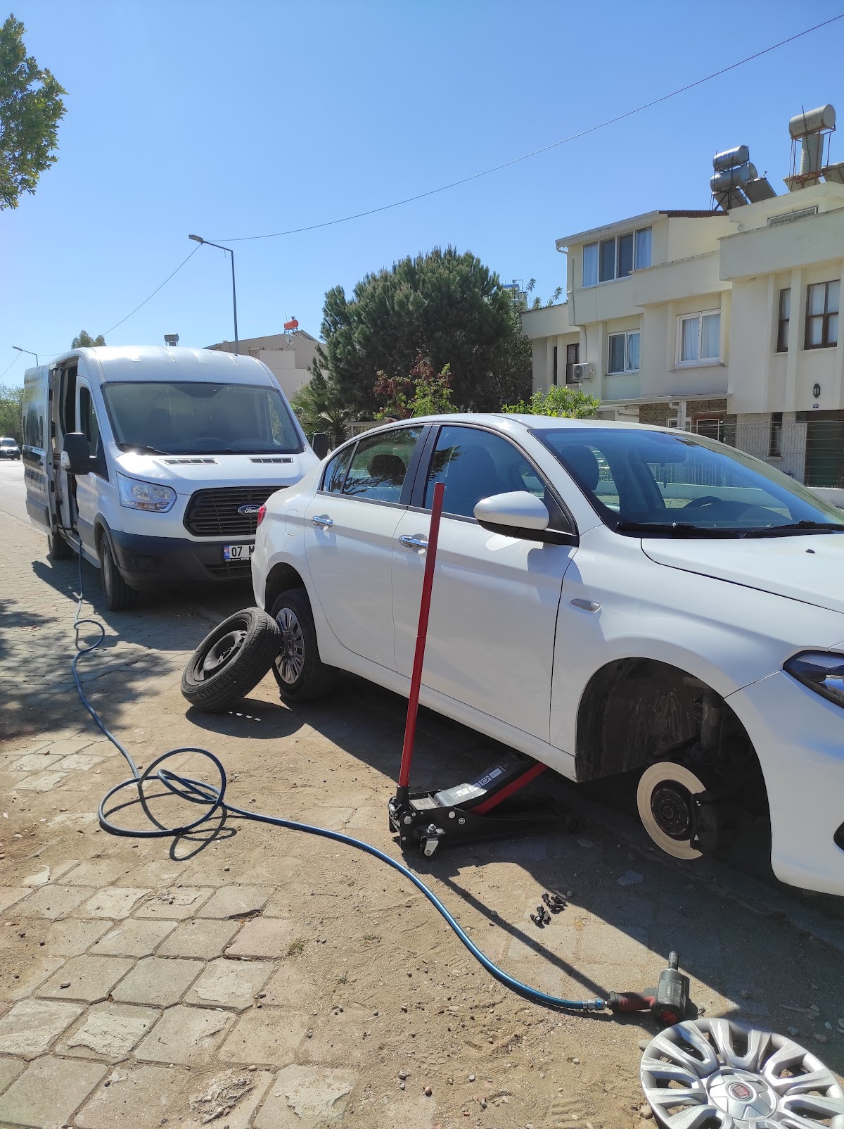 Serik Lastikçi 7/24 Acil Oto Lastik Yol Yardım En Yakın Lastikçi – Fotoğraf 10