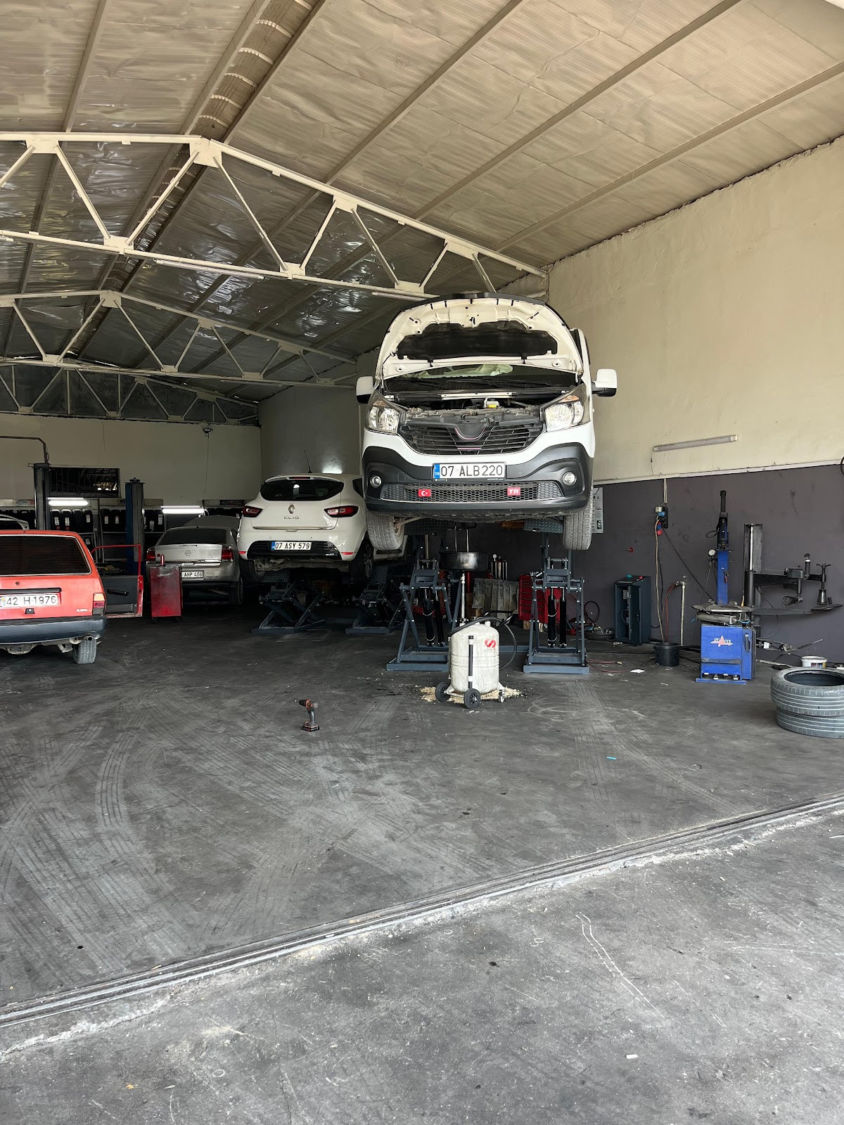 SERİKLİLER OTO Lastik Yağ Bakım Akü – Fotoğraf 5