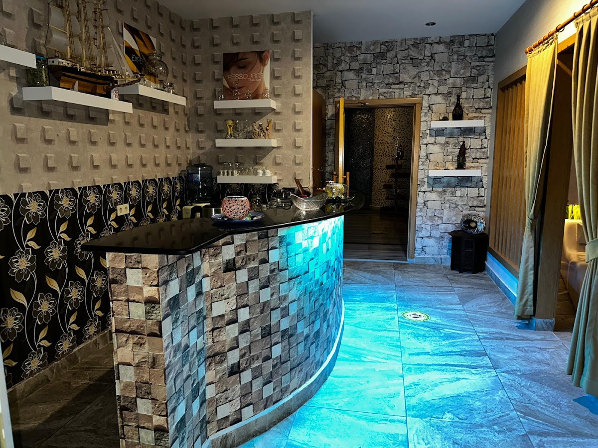 Sheriff Hamam Spa & Massage(AİLE YERİDİR)Sabah 9:00 Akşam 18:00 saatleri arasında hizmet vermekteyiz. – Fotoğraf 4