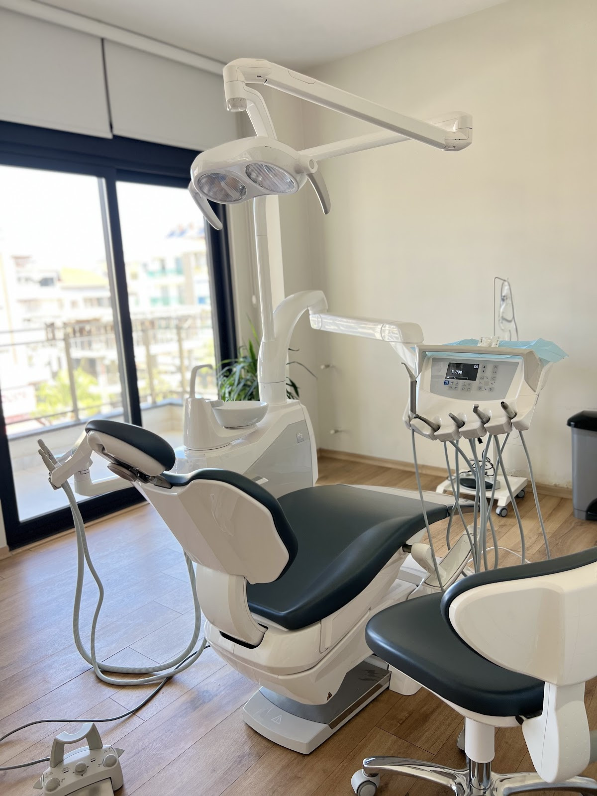 Side Smile Center (Dt.Mustafa Yunusoğlu) Side Dental Clinic Side zahnklinik – Fotoğraf 3