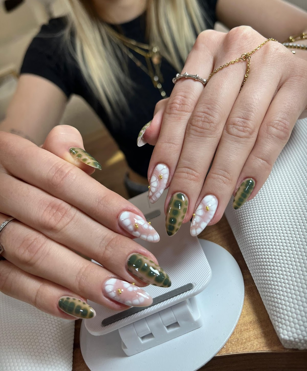 Sıla Beauty Manavgat | Protez Tırnak, İpek Kirpik & Nail Art – Fotoğraf 2