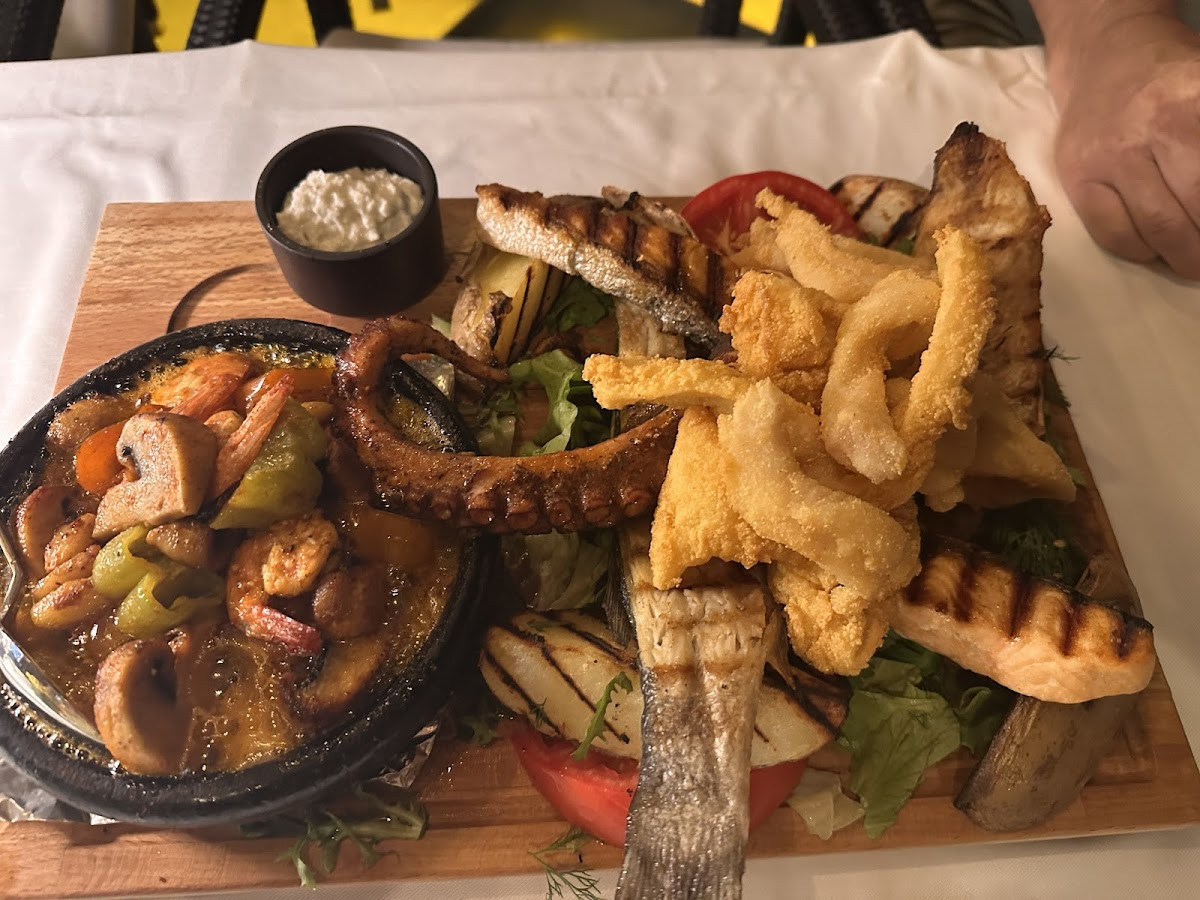 Thyma restaurant – Fotoğraf 9