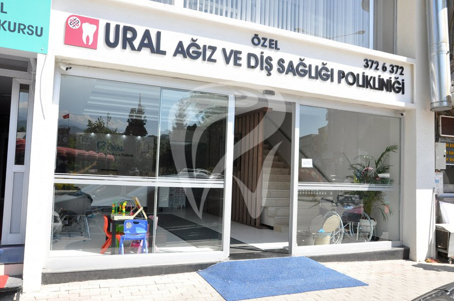 Ural Özel Ağız ve Diş Sağlığı Polikliniği Kestel Şube – Fotoğraf 3