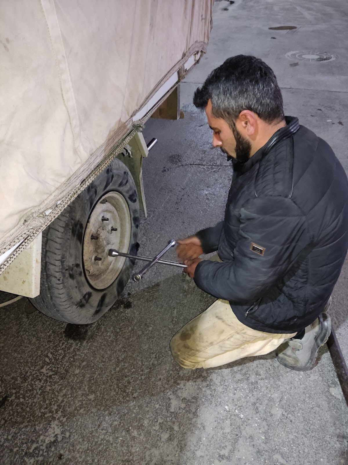 Yiğit Oto Lastik 7/24 Yol Yardım – Fotoğraf 4