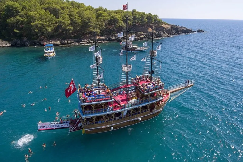 side boat in manavgat river tour