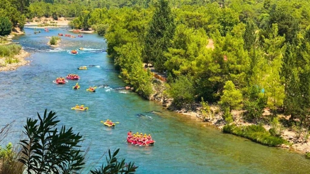 Side Köprülü Canyon Rafting Tour — video