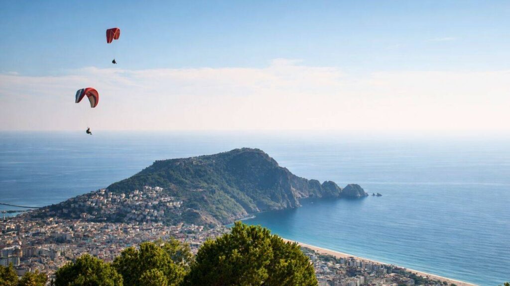 Side Paragliding Tour: Tandem Flight Over Cleopatra Beach – Yassıtepe Hill & Cleopatra Beach, Alanya