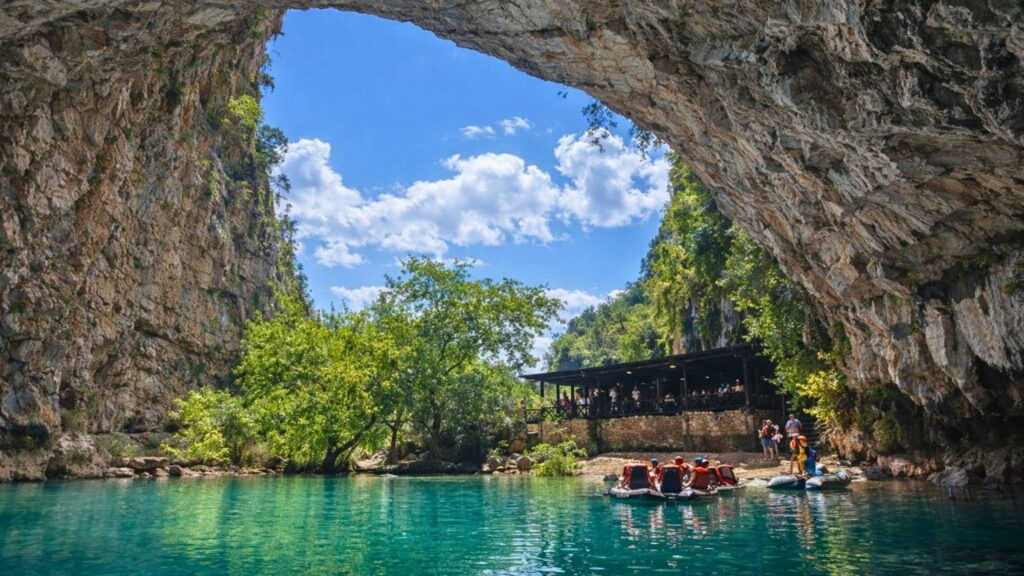 Side Altınbeşik Cave & Ormana Village Tour — video